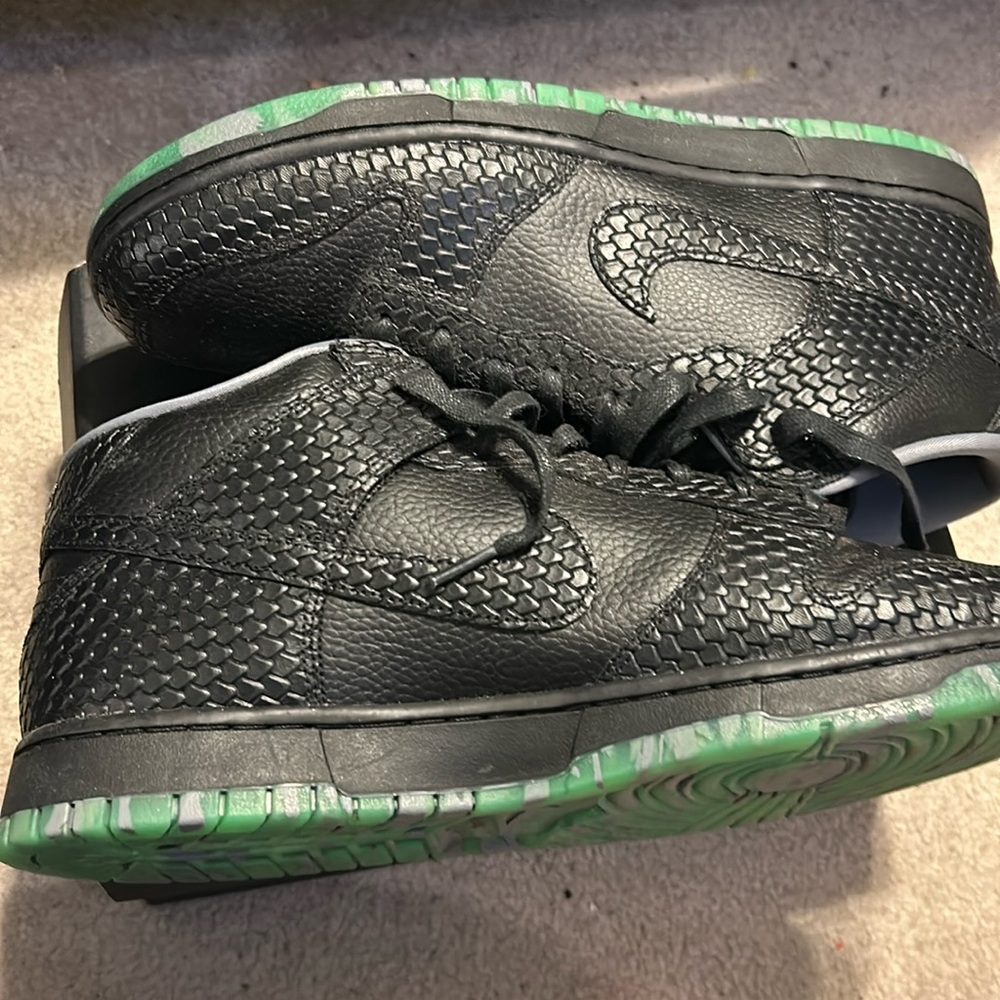 Nike Dunk Premium Mid Halloween-Headless Horseman Size 13